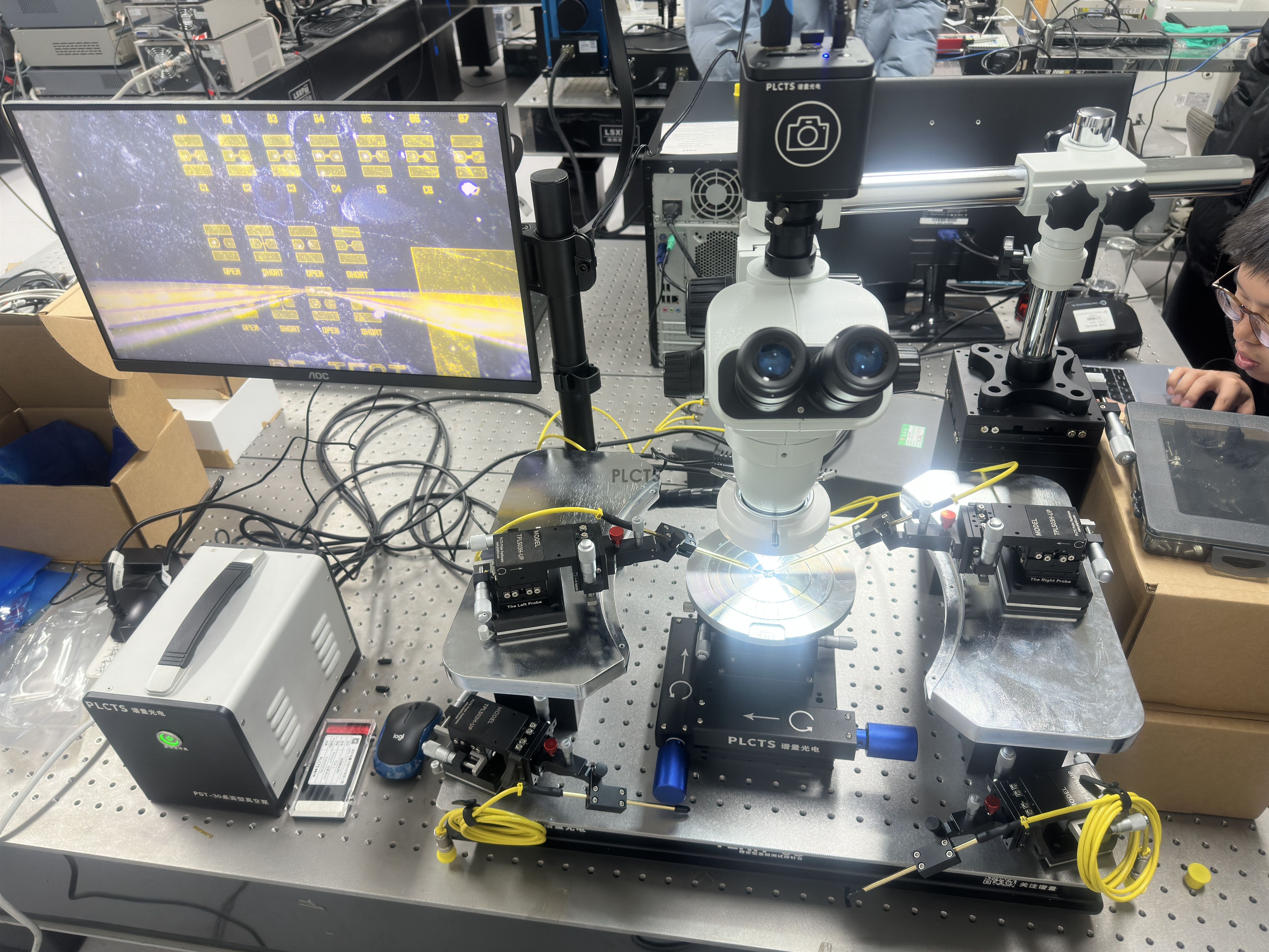 探針臺線纜展示3.jpg